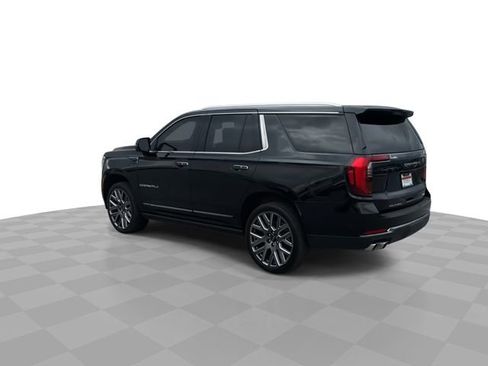 Used 2025 GMC Yukon Denali Ultimate w/ LPO, Floor Liner Package AWD/4WD image 6