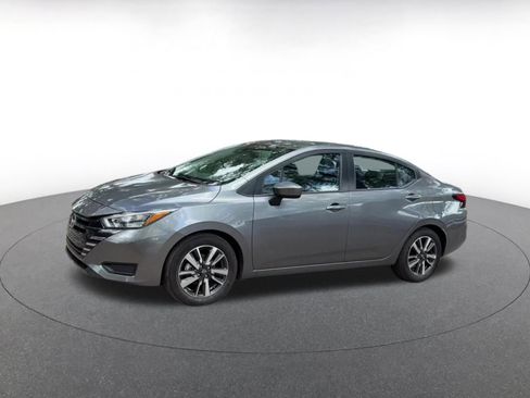 Used 2025 Nissan Versa SV FWD image 8