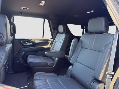 Used 2024 Chevrolet Tahoe RST w/ RST Performance Edition AWD/4WD image 13