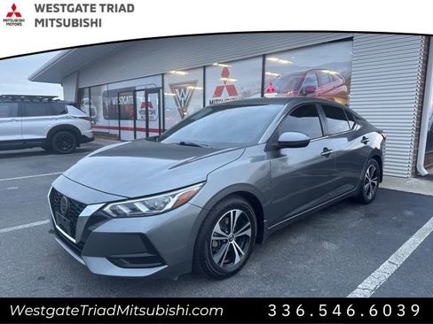 Used 2021 Nissan Sentra SV image 3
