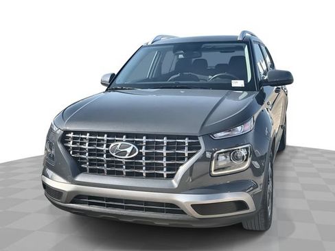 Used 2025 Hyundai Venue SEL FWD image 1