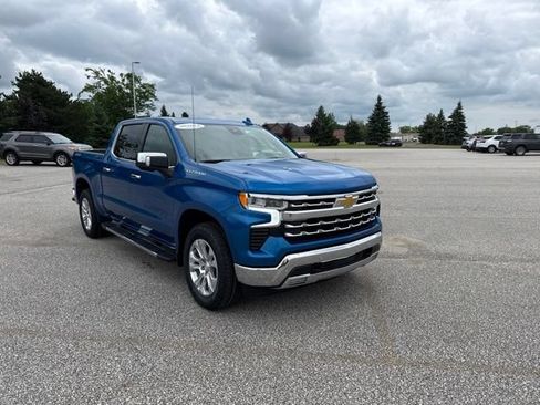 Used 2024 Chevrolet Silverado 1500 LTZ w/ LTZ Premium Package AWD/4WD image 3