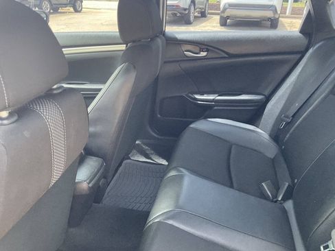 Used 2019 Honda Civic Sport image 12
