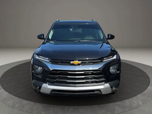Used 2023 Chevrolet TrailBlazer LT w/ Convenience Package image 3