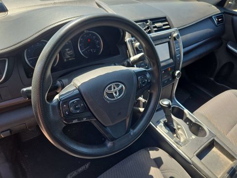 Used 2017 Toyota Camry LE FWD image 10