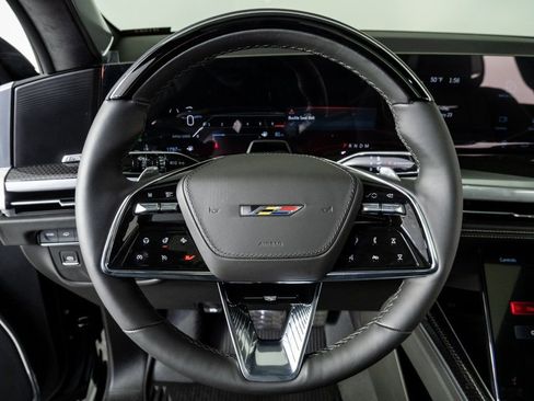 Used 2026 Cadillac Escalade V w/ LPO, ONYX Package image 9