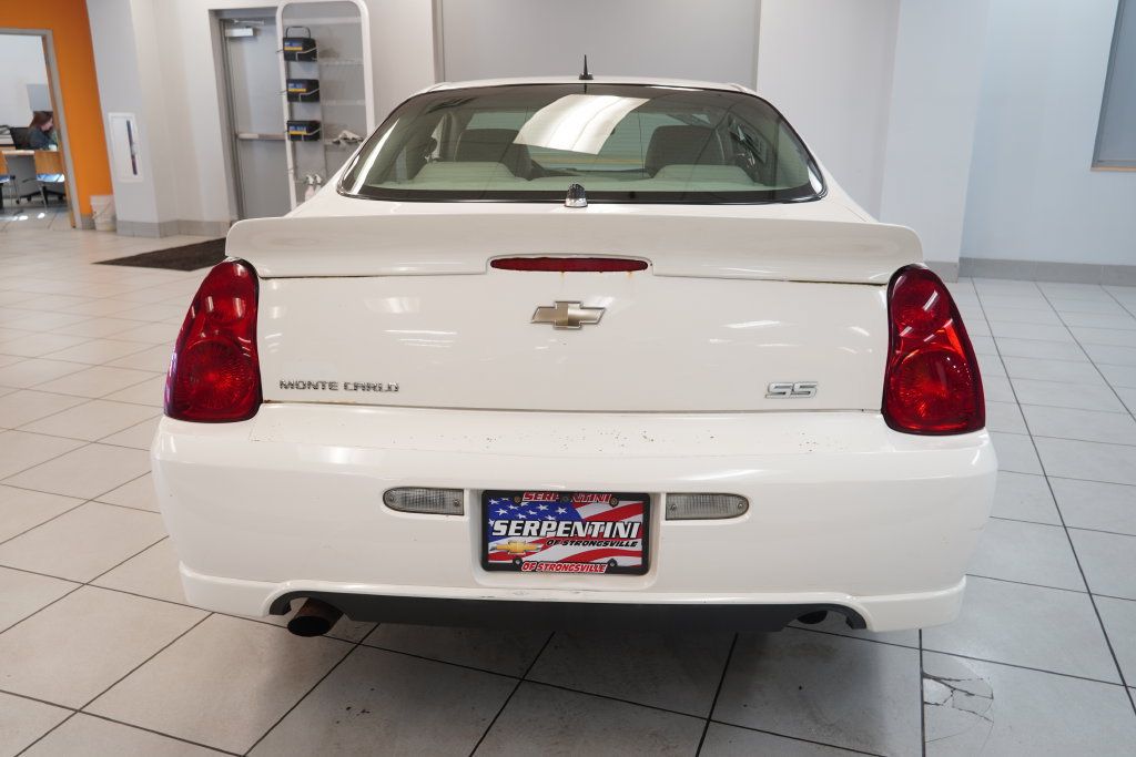 Used 2007 Chevrolet Monte Carlo SS w/ Convenience Package FWD image 9