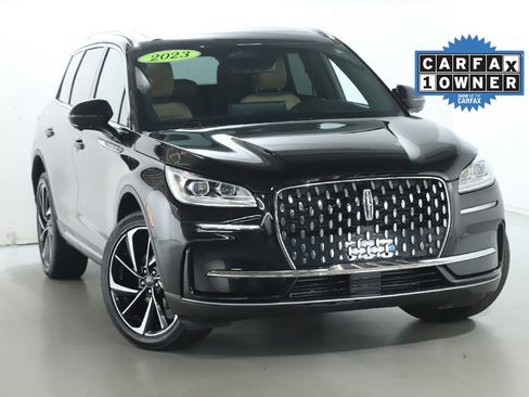 Used 2023 Lincoln Corsair Reserve w/ Equipment Group 201A AWD/4WD image 2