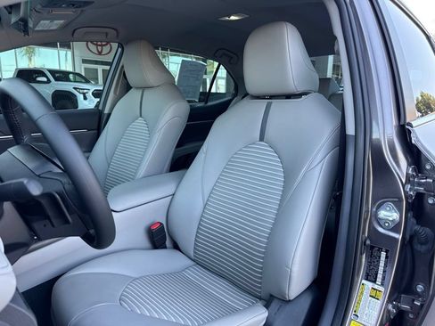 Certified 2024 Toyota Camry SE FWD image 21
