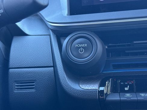 Used 2024 Toyota Prius XLE image 21