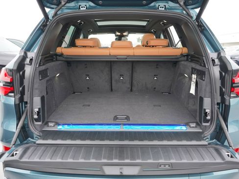 Used 2025 BMW X5 xDrive50e w/ Premium Package image 21