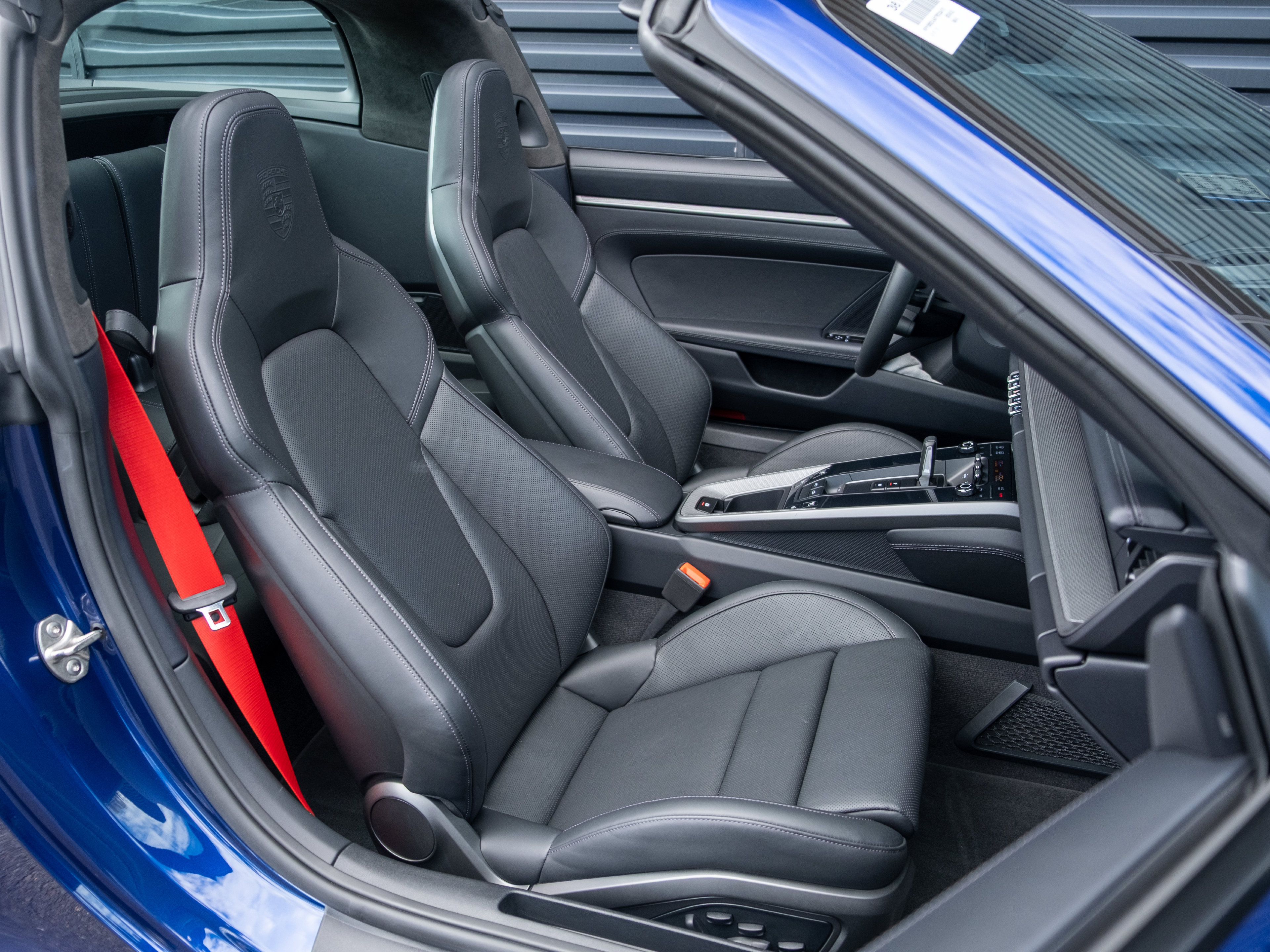Certified 2024 Porsche 911 Targa 4S AWD/4WD image 40
