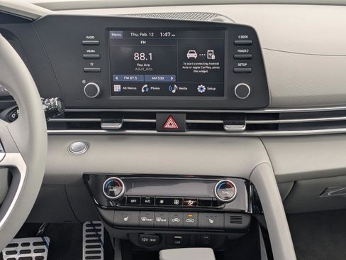 New 2026 Hyundai Elantra SEL Sport image 19