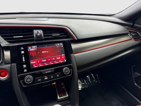 Used 2018 Honda Civic Type R image 24