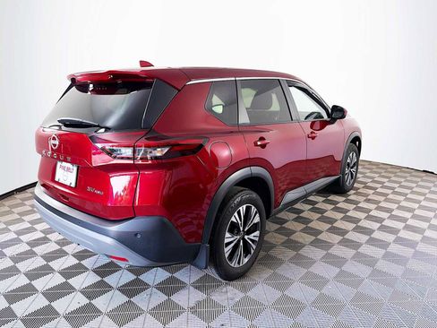 Used 2023 Nissan Rogue SV AWD/4WD image 4