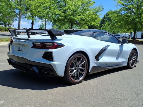 Used 2023 Chevrolet Corvette Stingray Premium Conv w/ Z51 Performance Package RWD image 28