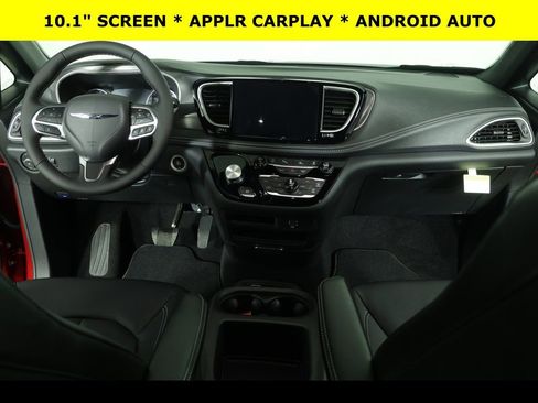 New 2026 Chrysler Pacifica Select image 5