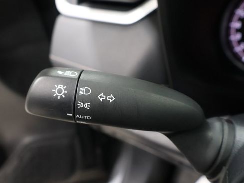 Used 2024 Toyota RAV4 XLE image 38