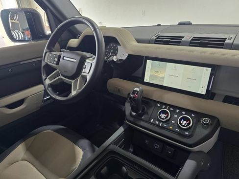Used 2023 Land Rover Defender 110 X-Dynamic SE AWD/4WD image 29