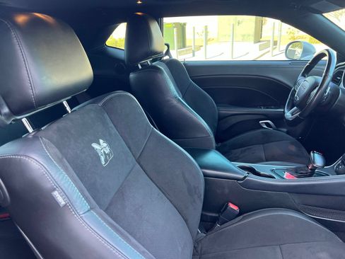 Used 2022 Dodge Challenger R/T Scat Pack RWD image 14