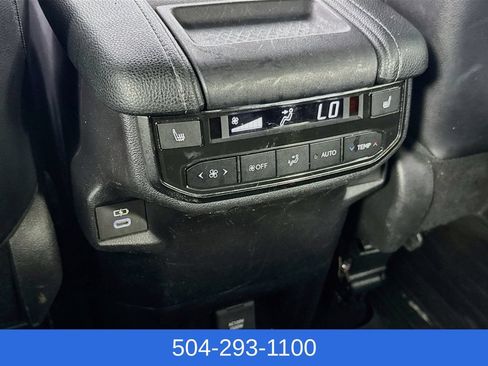 Used 2024 Toyota Grand Highlander AWD Hybrid image 28