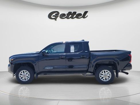 New 2026 Toyota Tacoma SR5 RWD image 8