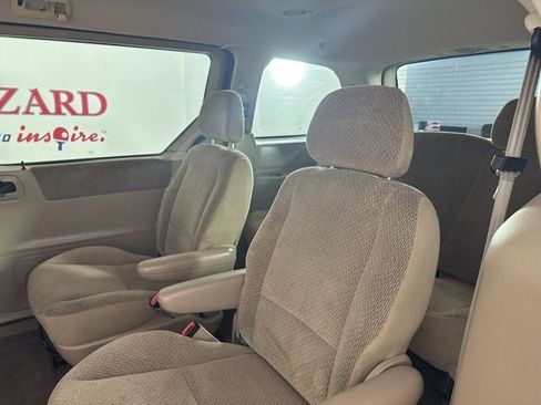 Used 1999 Ford Windstar SE image 13