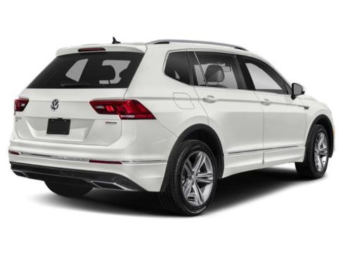 Used 2019 Volkswagen Tiguan SE w/ Panoramic Sunroof Package AWD/4WD image 2