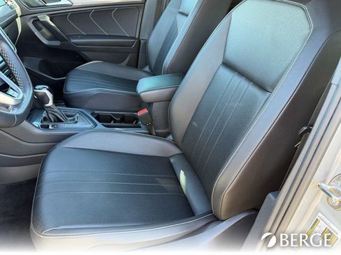 Used 2023 Volkswagen Tiguan SE R-Line image 23
