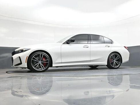 Used 2023 BMW 330i Sedan w/ M Sport Package RWD image 35