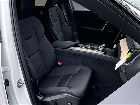 New 2026 Volvo XC60 B5 Plus w/ Protection Package Premier image 11