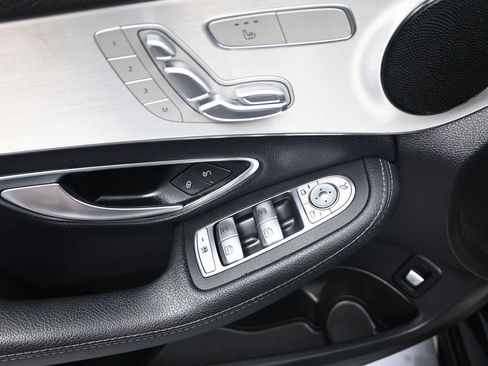 Used 2020 Mercedes-Benz C 300 4MATIC Sedan image 10