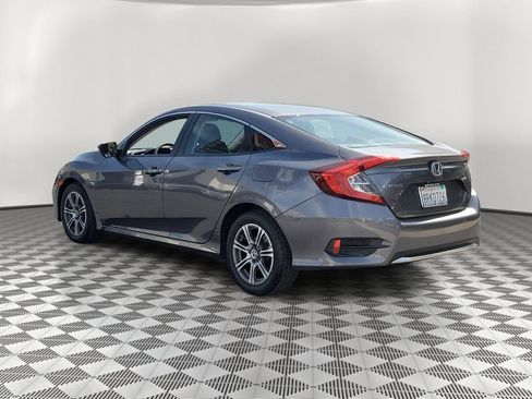 Used 2020 Honda Civic LX image 4
