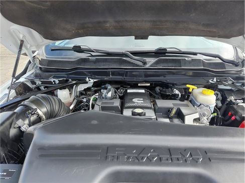 Used 2024 RAM 3500 Tradesman w/ Chrome Appearance Group image 19