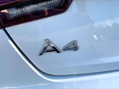Used 2018 Audi A4 2.0T Premium image 9