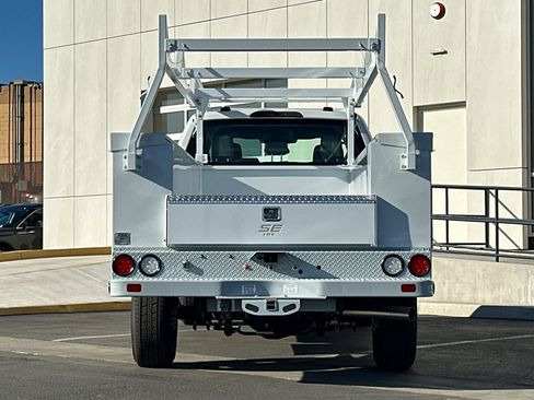 Used 2024 Ford F350 XL image 4