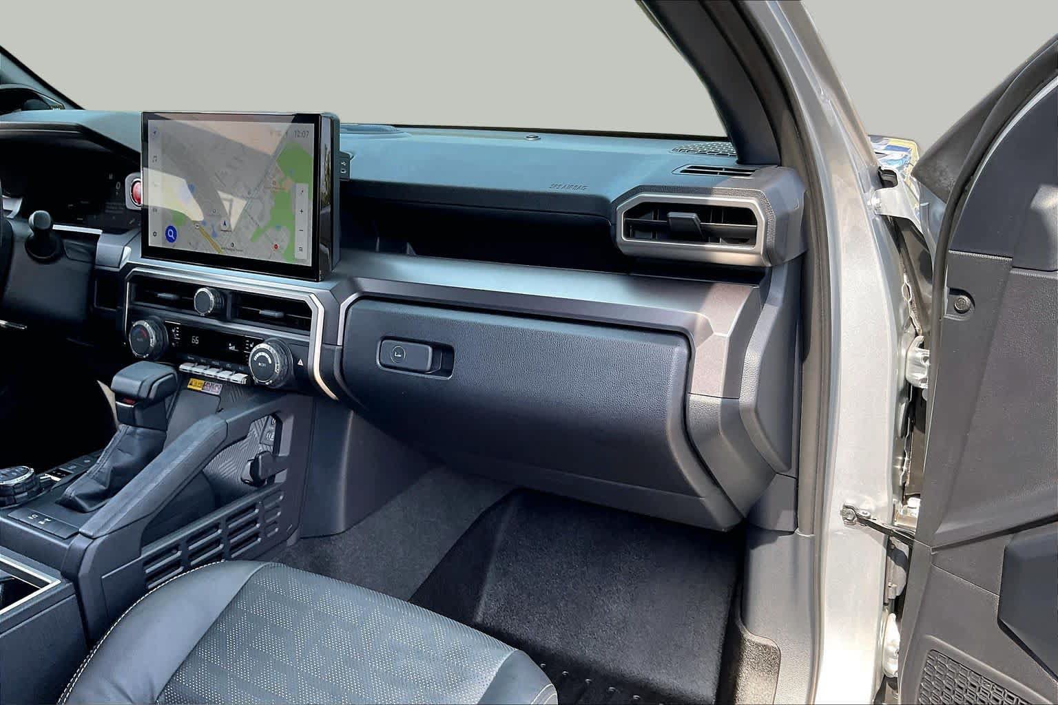 Used 2026 Toyota 4Runner TRD Off-Road Premium AWD/4WD image 18