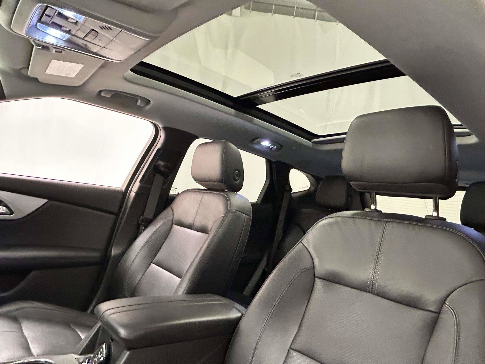 Used 2019 Chevrolet Blazer LT w/ Sun and Wheels Package FWD image 14