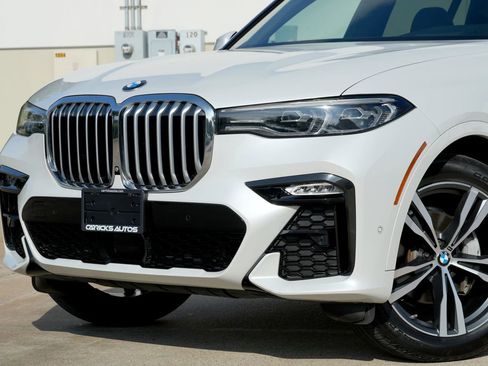 Used 2019 BMW X7 xDrive40i w/ Premium Package AWD/4WD image 23