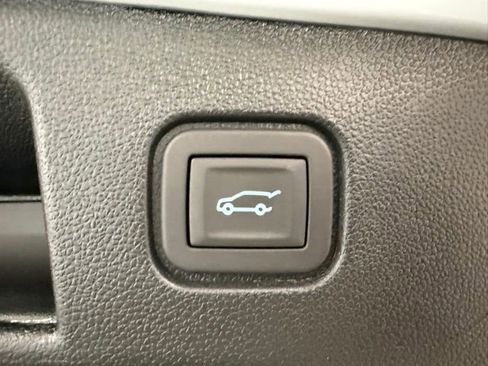 New 2026 Chevrolet Blazer EV RS image 9