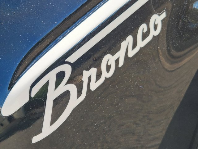 New 2026 Ford Bronco Heritage Edition AWD/4WD image 16