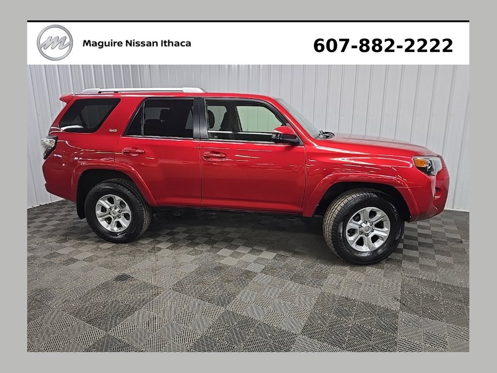 Used 2018 Toyota 4Runner SR5 AWD/4WD image 1