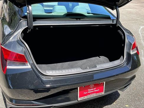 Used 2022 Hyundai Elantra SEL FWD image 35