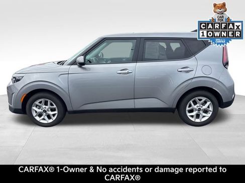 Used 2023 Kia Soul S FWD image 4