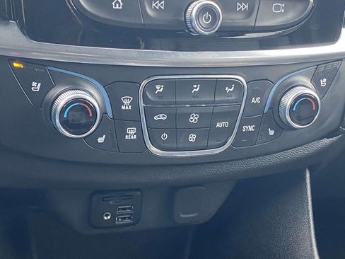 Used 2023 Chevrolet Traverse Premier w/ Redline Edition image 31