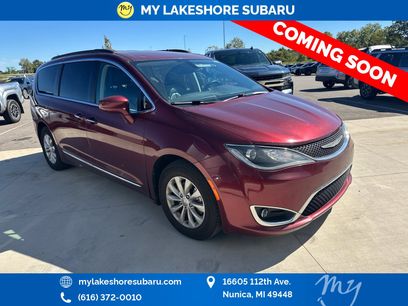 Used 2017 Chrysler Pacifica Touring-L