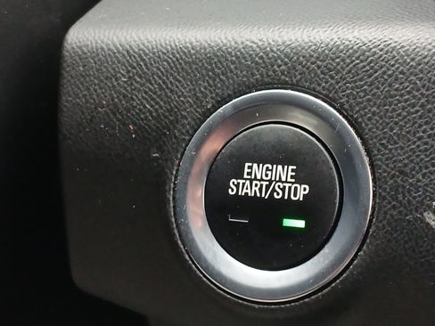 Used 2023 GMC Terrain SLE w/ Driver Convenience Package image 20