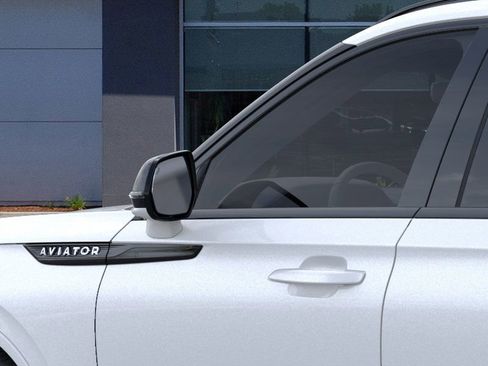 New 2026 Lincoln Aviator Reserve w/ Luxury Package image 20