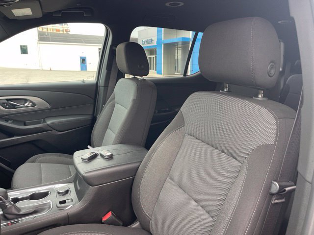 Used 2023 Chevrolet Traverse LT FWD image 13