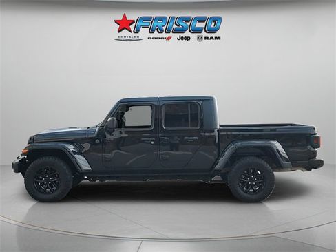 Certified 2022 Jeep Gladiator Sport image 5